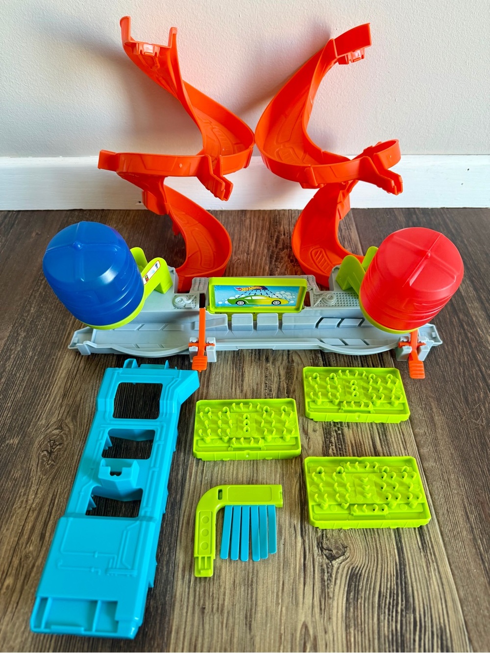 Hot Wheels City Mega Tower Car Wash Replacement Parts 8 Piece Lot